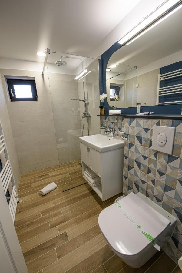 Vila Sarisa Deva Exterior foto